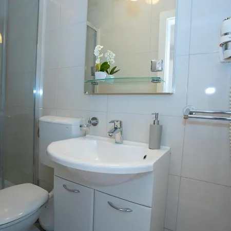 Milenka - Gorana Apartment Tucepi