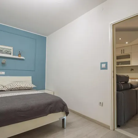 Apartment Milenka - Gorana *